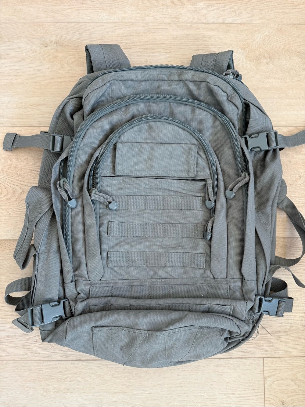 Men's Tactical Heavy Duty Hiking Backpack in Green Khaki Multi Compartments Zip